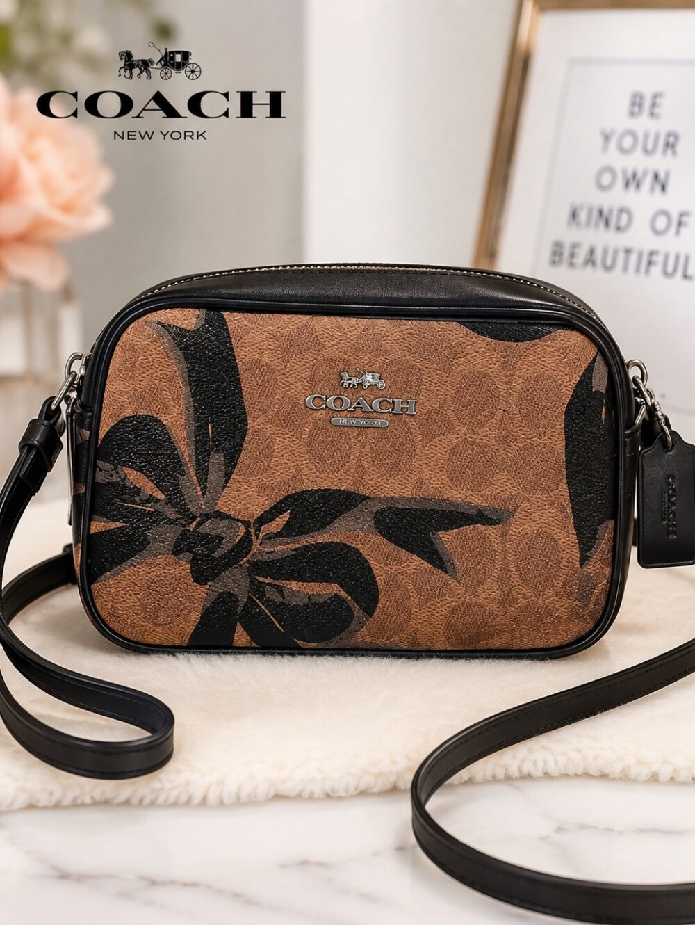 EUC COACH Signature Canvas Black Bow Crossbody Bag 🖤🎀